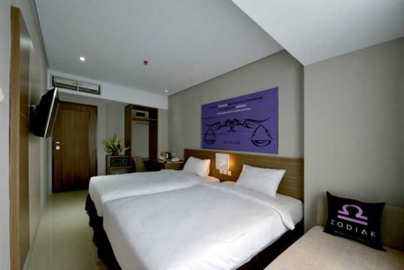 Top Malioboro Hotel Jogja Yogyakarta Exteriör bild