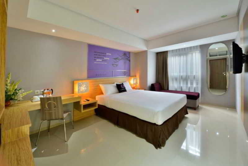 Top Malioboro Hotel Jogja Yogyakarta Exteriör bild